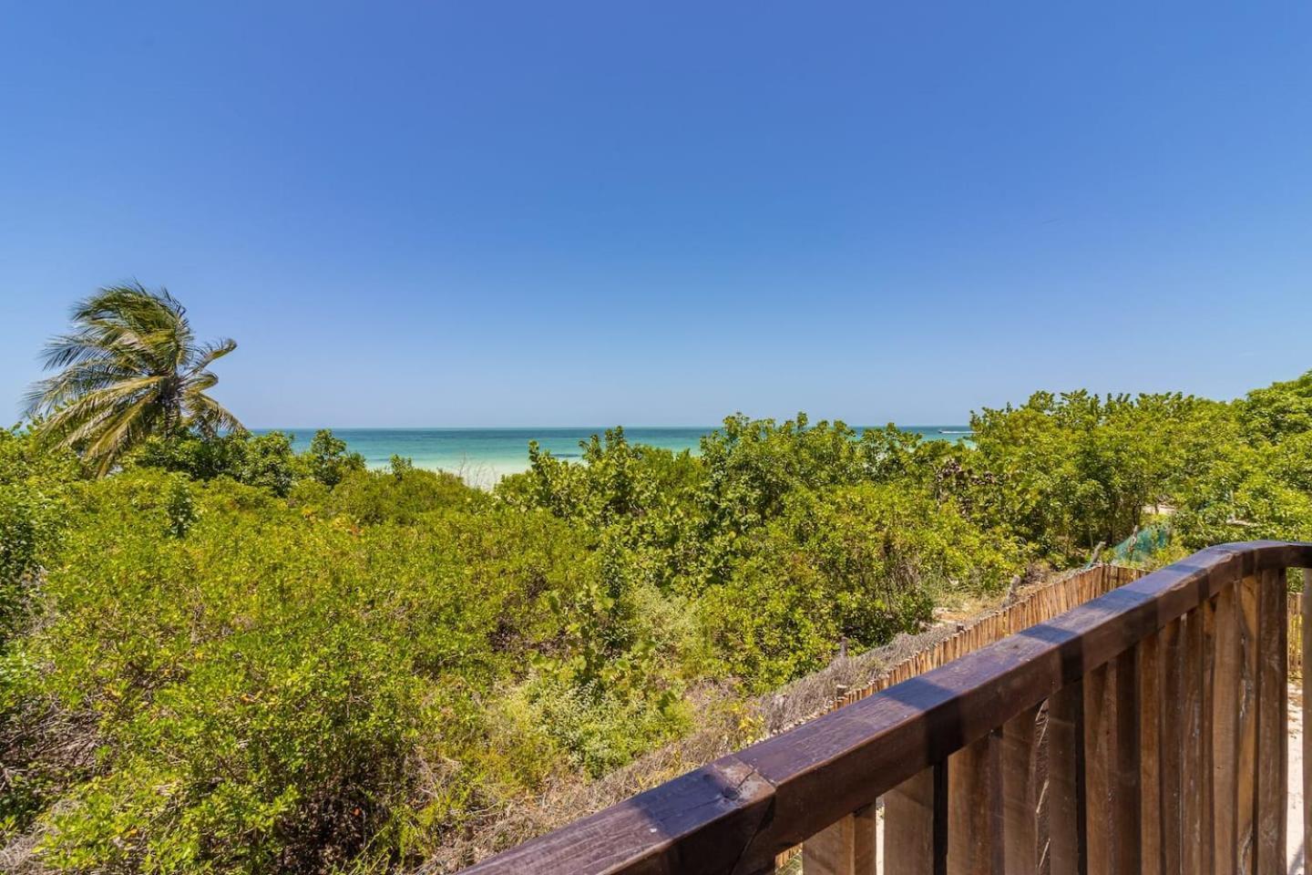 Ocean View Loft In Punta Cocos - C102 Hotel Isla Holbox Kültér fotó